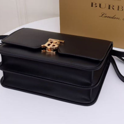 BURBERRY MEDIUM FLAP BAG IN BLACK SMOOTH CALFSKIN