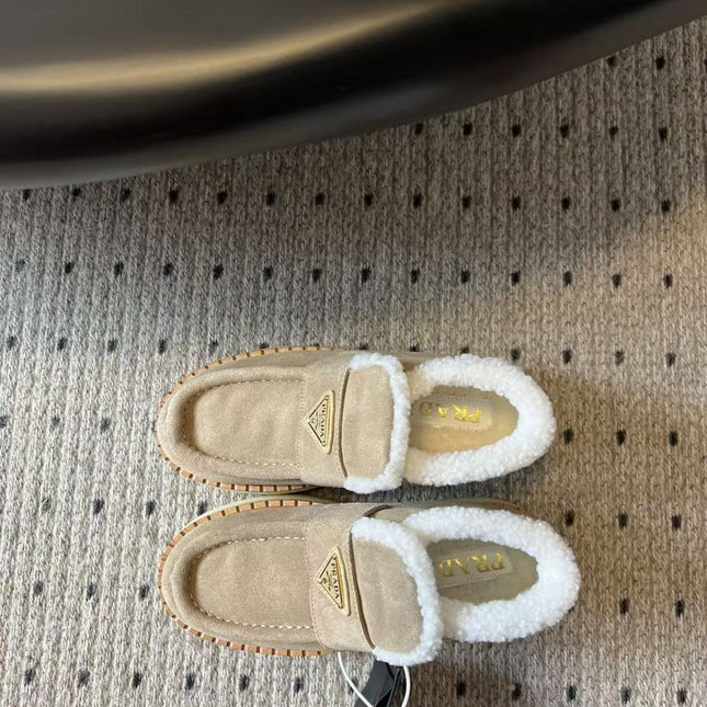 PRADA LOAFERS IN TAN BROWN SUEDE