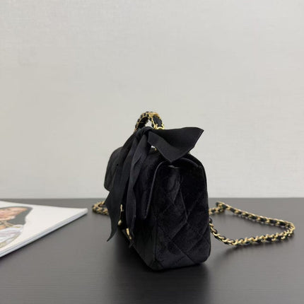 CC BOW FLAP BAG 20 IN BLACK VELVET TP3