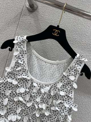 CC 25 Flower Vest Polyester Fiber