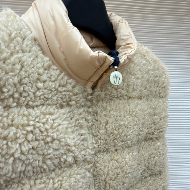 MONCLER WOOL GILET STYLE 157