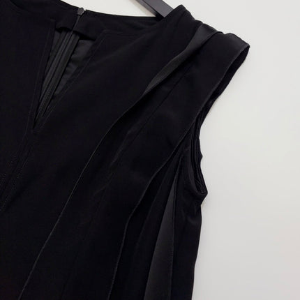 MAXMARA 26S SLEEVELESS V-NECK DRESS 279