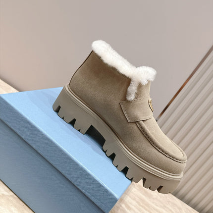 PRADA 26S ANKLE BOOTS 50MM IN BEIGE SUEDE WITH FUR LINED