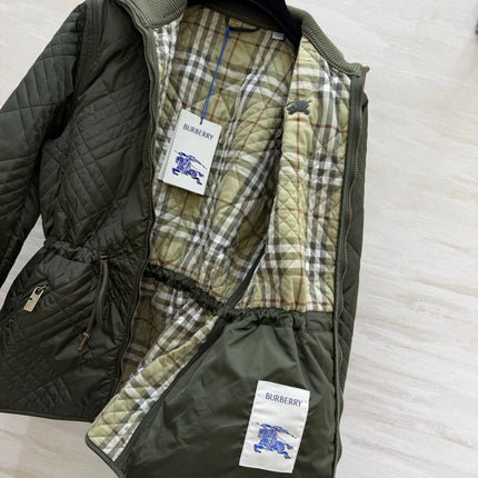 BURBERRY 26S QUILTED DRAWSTRING JACKET 522