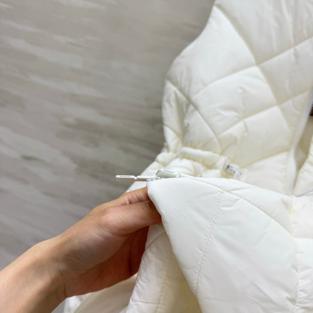 BURBERRY 26S QUILTED COTTON VEST 520
