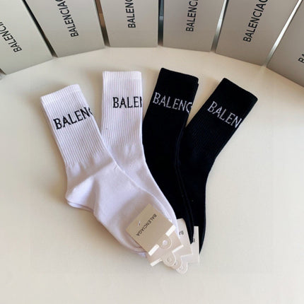 BALENCIAGA 26S CREW SOCKS 350977 (1 BOX)