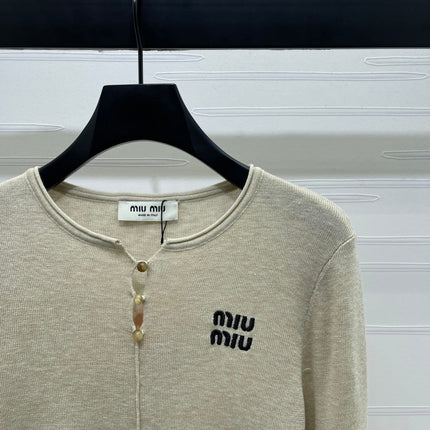 MIUMIU KNITTED LONG SLEEVE TOP STYLE 484