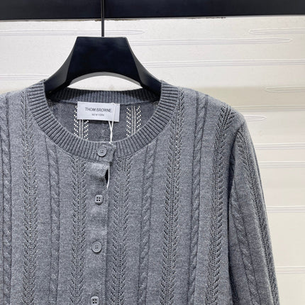 THOM 26S ROUND-NECK KNIT CARDIGAN 302