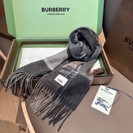 BURBERRY 26S SCARF 180 IN CASHMERE 513504