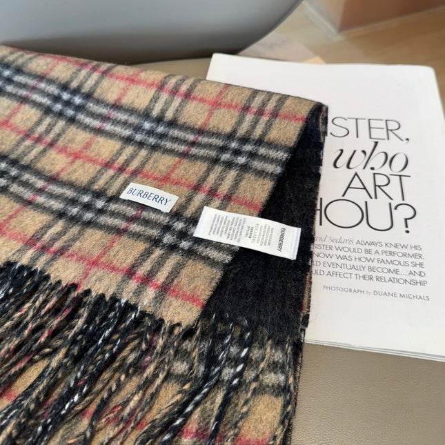 BURBERRY 26S SCARF 180 IN CASHMERE 515738
