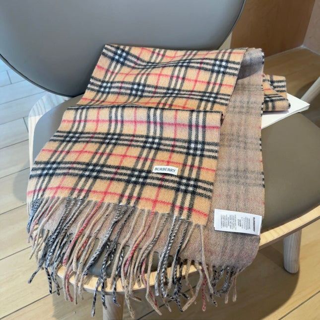 BURBERRY 26S SCARF 180 IN CASHMERE 515739