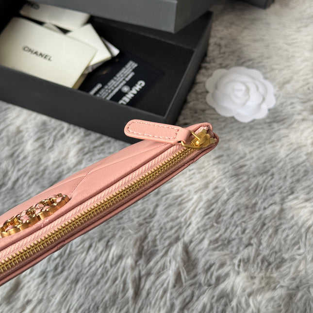 CLASSIC ZIPPER POUCH 20 IN TONYS PINK SMOOTH LAMBSKIN GOLD-TONE HARDWARE