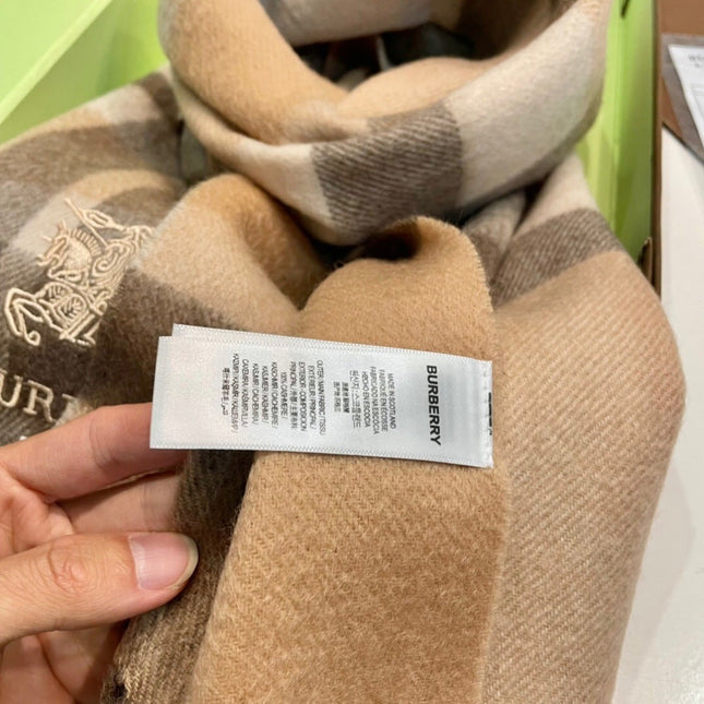BURBERRY 26S SCARF 180 IN CASHMERE 513797