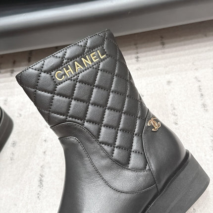 CHANEL 26S ANKLE BOOTS 40MM IN BLACK CALFSKIN AND QUILTED