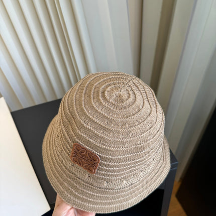LOEWE 26S CROCHET BUCKET HAT STYLE 063