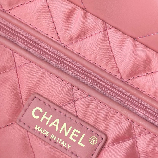 CHANEL 26S 22 BAG 42 IN LIGHT PINK QUILTED SHINY CALFSKIN