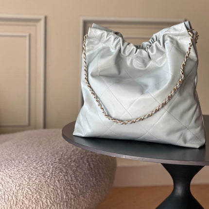 CHANEL 26S 22 BAG 42 IN LIGHT GREY QUILTED SHINY CALFSKIN