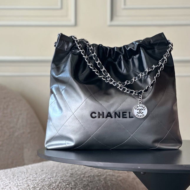 CHANEL 26S 22 BAG 42 IN BLACK MIX SILVER QUILTED SHINY CALFSKIN
