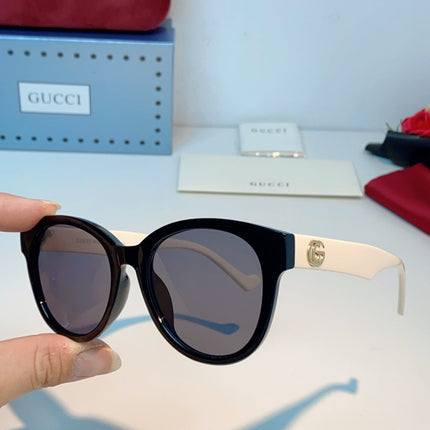 GUCCI 26S CAT-EYE FRAME IN ACETATE 424502