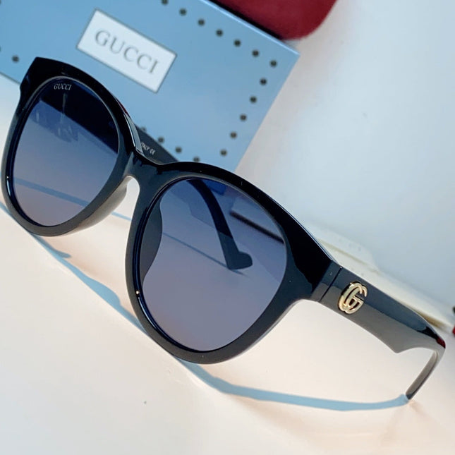 GUCCI 26S CAT-EYE FRAME IN ACETATE 424503