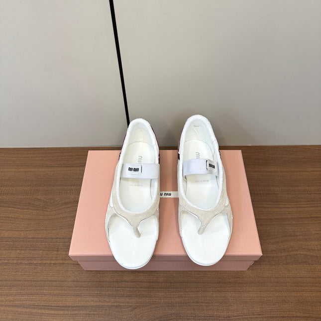 THONG SANDALS IN BEIGE SUEDE MIX WHITE TECH FABRIC