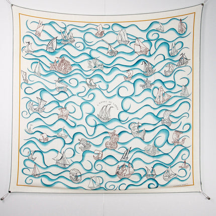 HERMES 26S SCARF 135 IN SILK AND CASHMERE 498487
