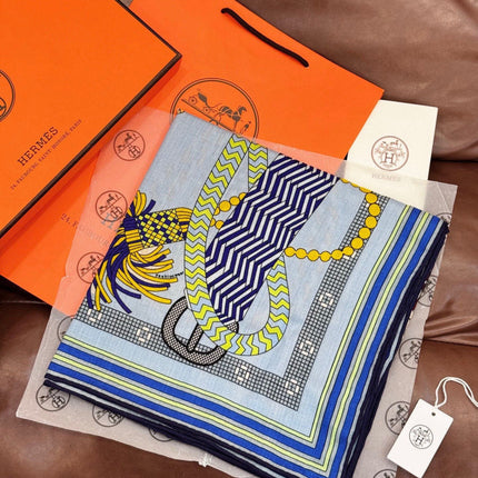 HERMES 26S SCARF 135 IN SILK AND CASHMERE 498491