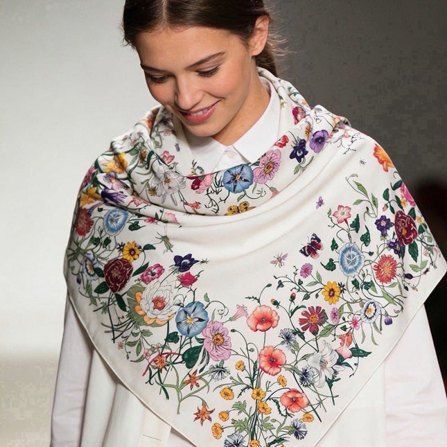 GUCCI 26S SCARF 140 IN CASHMERE AND SILK 504720