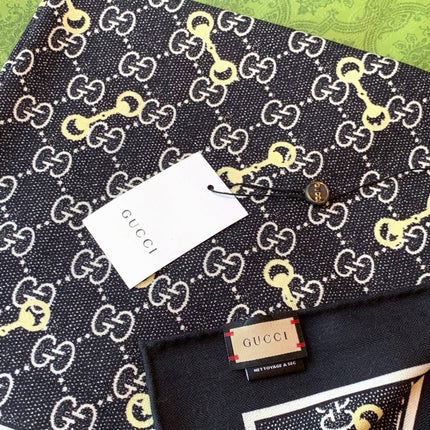 GUCCI 26S SCARF 135 IN CASHMERE AND SILK 504543