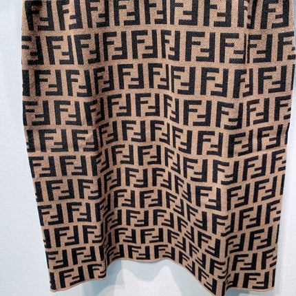FENDI 26S SHORT-SLEEVE KNIT DRESS 363