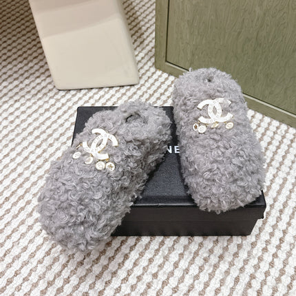 CHANEL 25S CLASSIC FURRY SLIDES IN GRAY WITH DOUBLE C LOGO