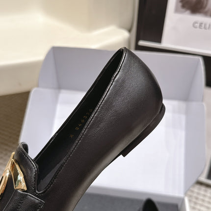 CHANEL 26S SQUARE TOE FLATS IN BLACK CALFSKIN WITH GOLD TONE CC LOGO