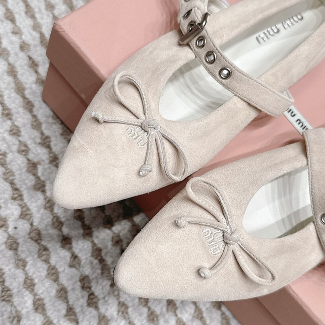 MIUMIU 26S MARY JANE BALLET IN LIGHT BEIGE SUEDE WITH BUCKLE STRAP