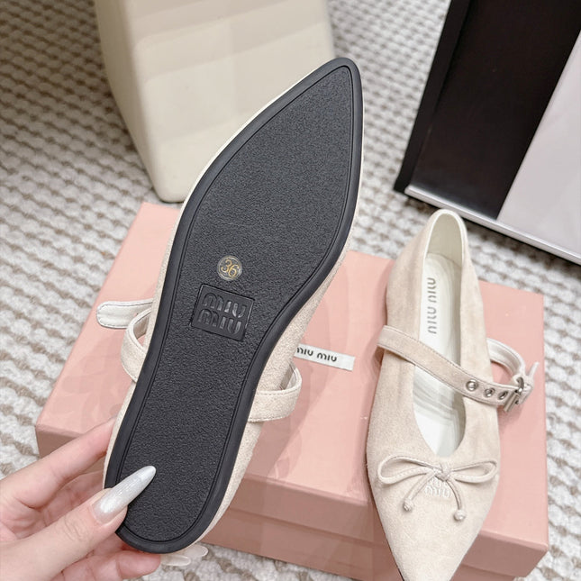 MIUMIU 26S MARY JANE BALLET IN LIGHT BEIGE SUEDE WITH BUCKLE STRAP