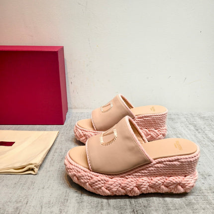 VALENTINO 26S WEDGE SLIDE SANDALS 110MM IN LIGHT PINK CALFSKIN WITH BRAIDED ROPE PLATFORM