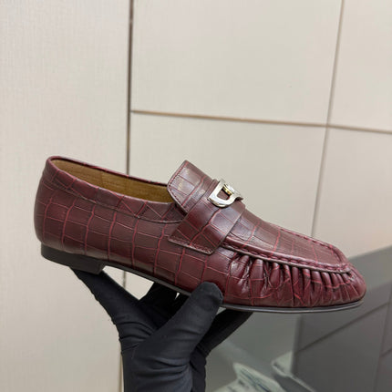 CHRISTIAN LOUBOUTIN 26S LOAFERS IN DARK RED CROCODILE-EMBOSSED CALFSKIN
