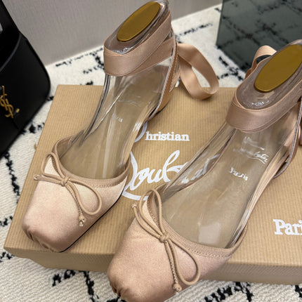 CHRISTIAN LOUBOUTIN 26S FLAT SHOES IN BEIGE SATIN