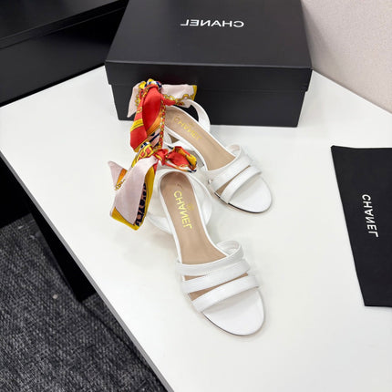 CC HEEL SANDAL 25S IN WHITE LAMBSKIN WITH SILK BOW