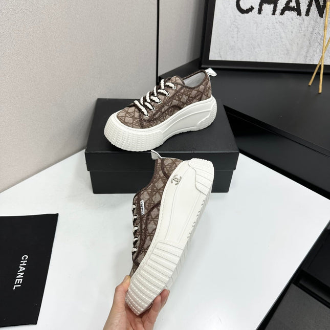 CHANEL 26S CHUNKY SNEAKERS IN BROWN DIAMOND-PATTERNED WOVEN FABRIC