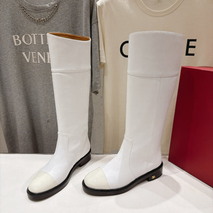 VALENTINO 26S KNEE HIGH BOOTS IN WHITE CALFSKIN WITH PATENT CAP TOE