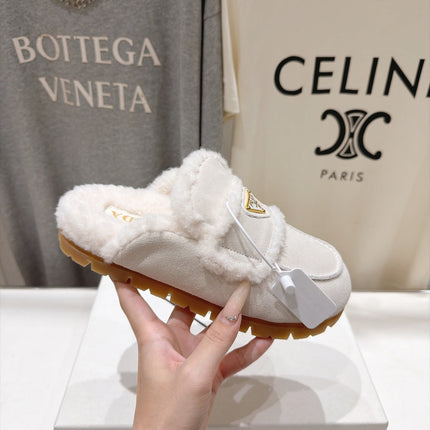 PRADA 26S MULE LOAFERS IN CREAM WHITE SUEDE SHEARLING LINED