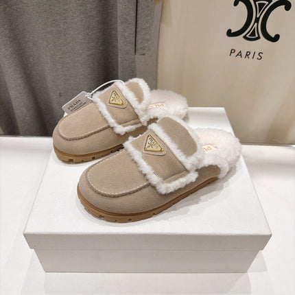 PRADA 26S MULE LOAFERS IN LIGHT BROWN SUEDE SHEARLING LINED