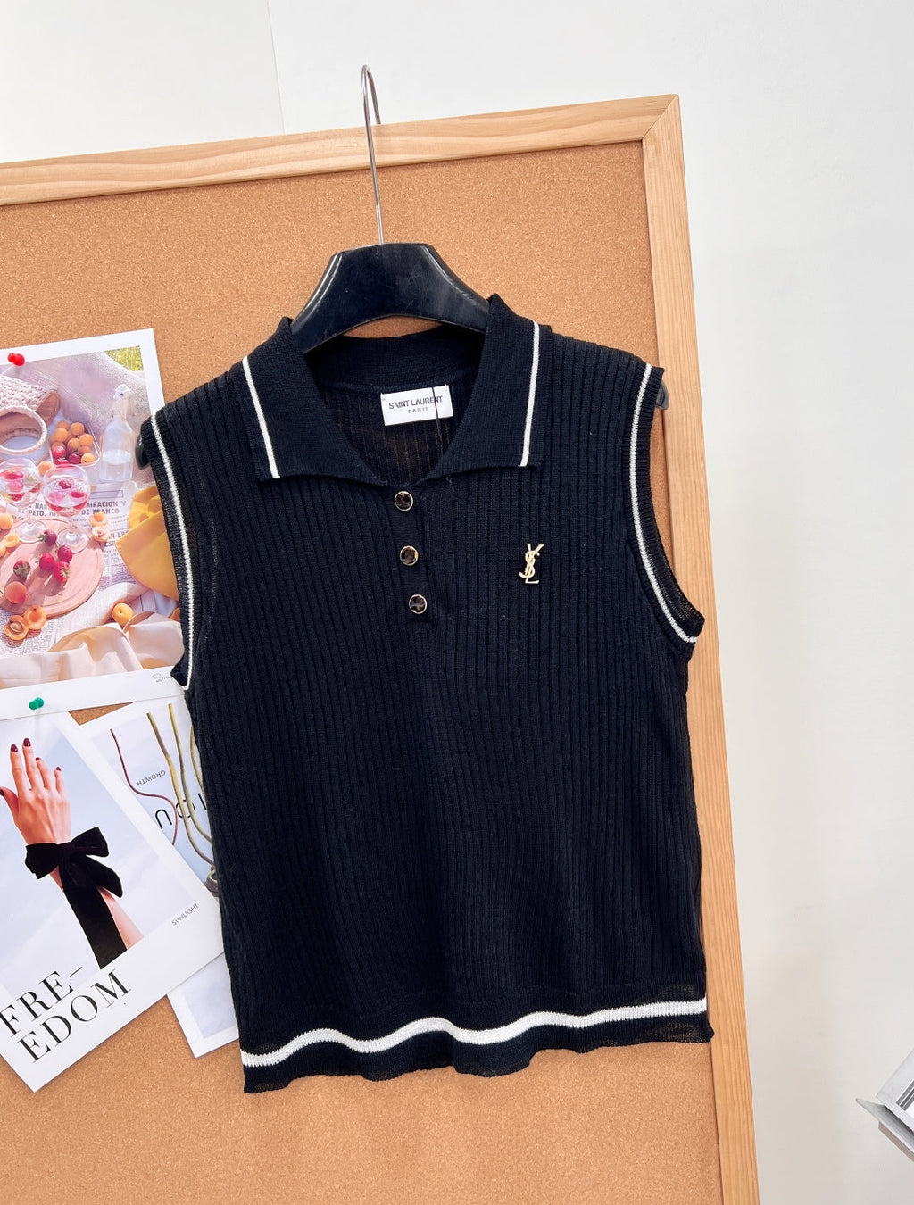 26S SLEEVELESS KNIT POLO TOP 486