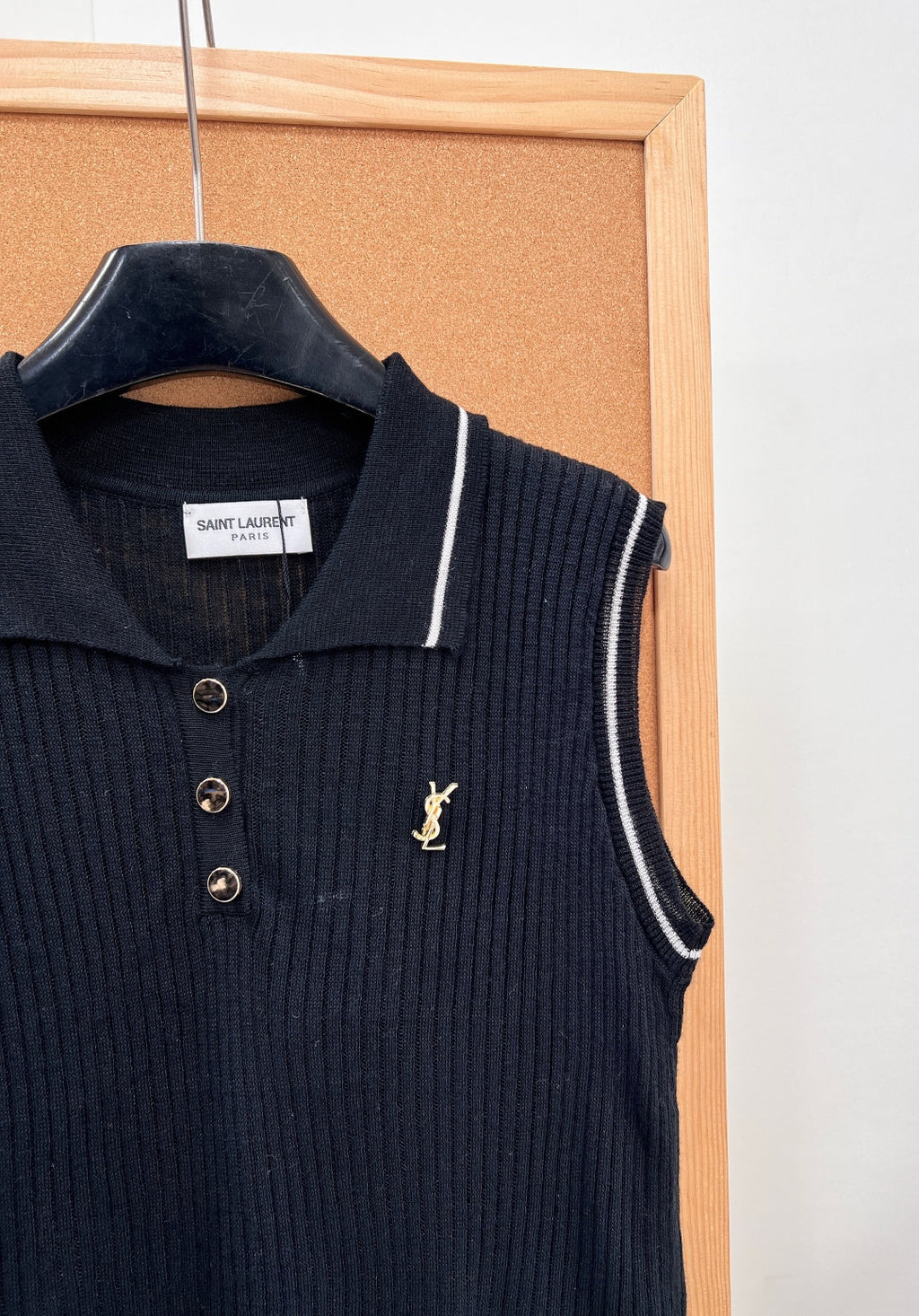 26S SLEEVELESS KNIT POLO TOP 486