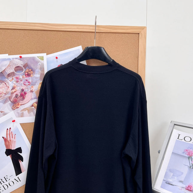 CELINE 26S LONG-SLEEVE T-SHIRT 584