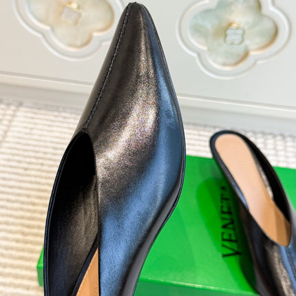 BOTTEGA VENETA 26S HIGH-HEEL MULES 40 MM IN BLACK CALFSKIN