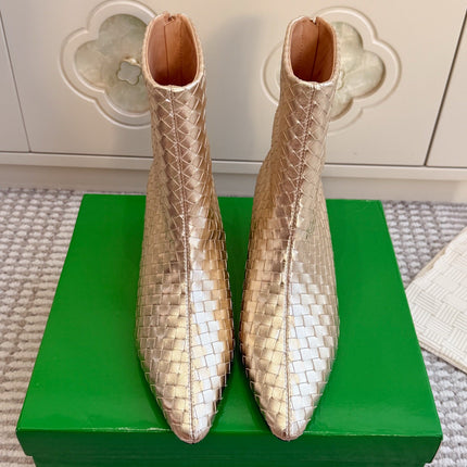 BOTTEGA VENETA 26S ANKLE BOOTS 45 MM IN METALLIC GOLD BRAIDED LAMBSKIN