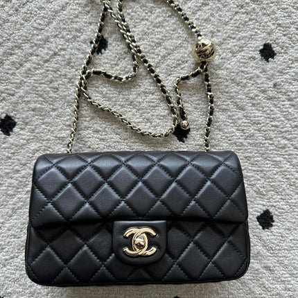 CHANEL 25S CLASSIC FLAP BAG MINI 20 IN BLACK LAMBSKIN WITH GOLD HARDWARE