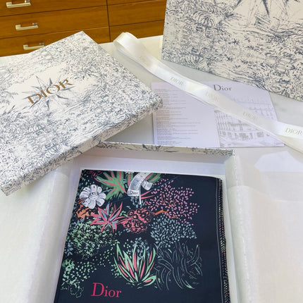 DIOR 26S SCARF 90 IN SILK 318395