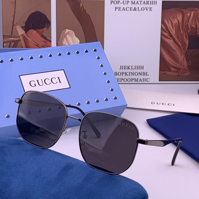 GUCCI 26S SQUARE FRAME IN METAL 424711